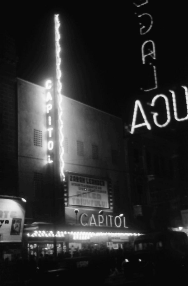 1942 willy pragher Cinema Capitol